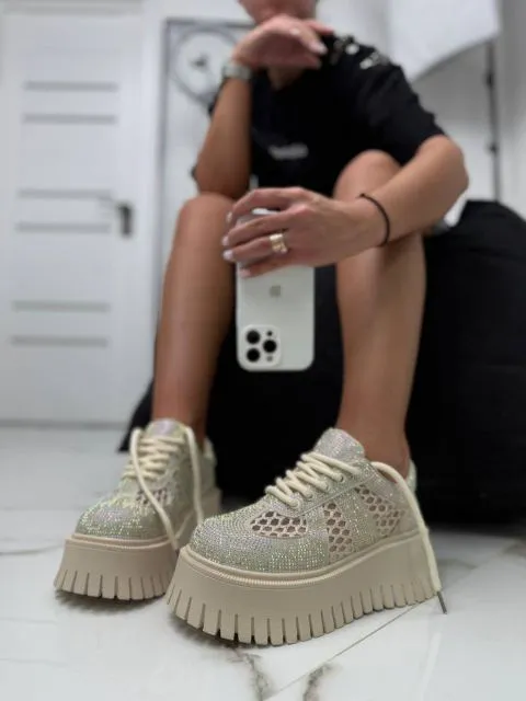 Жіночі кросівки на високій підошві з сіткою Лафт Beige Жіночі кросівки на високій підошві з сіткою Лафт Beige